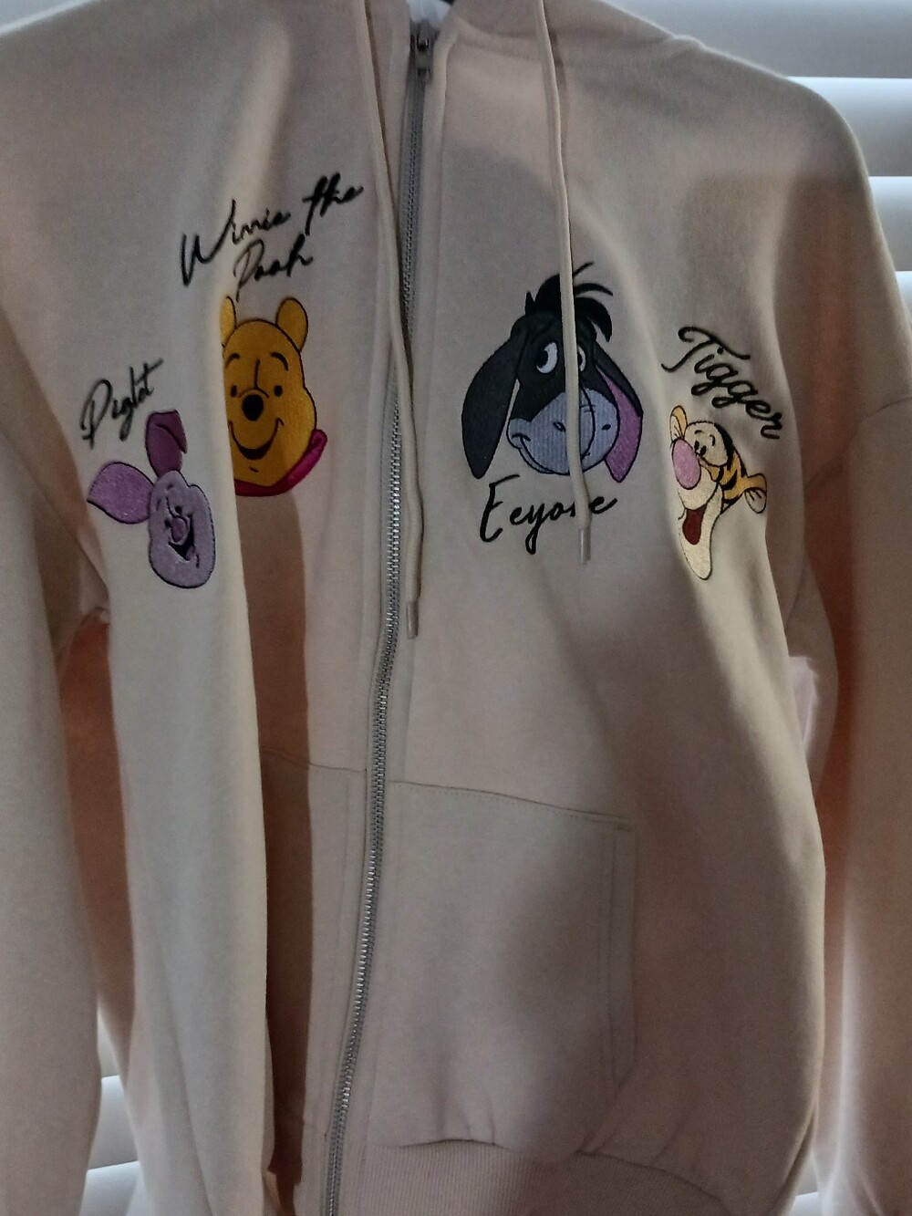 Disney Winnie The Pooh Women's Graphic Zip-up Hoodie Sweatshirt, Xxs